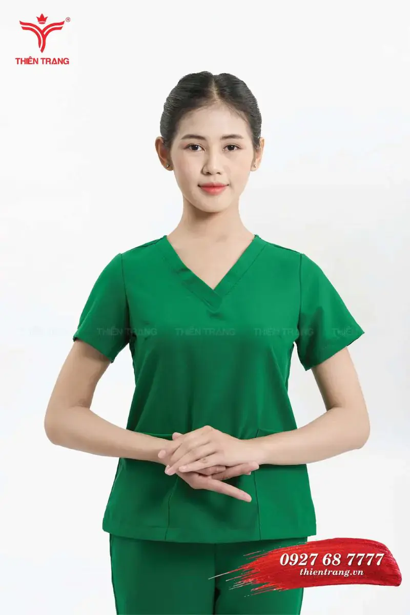 Thiết kế đồng phục spa cổ tim đơn giản