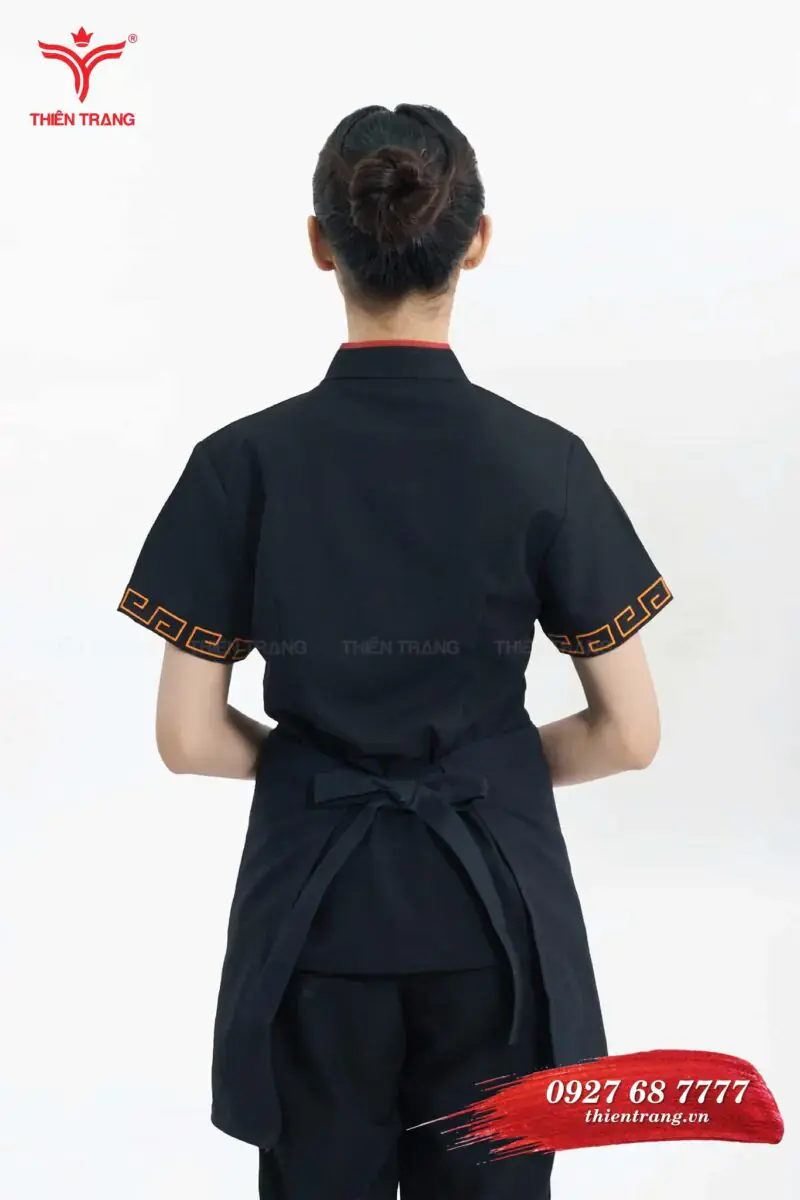 Đồng phục phục vụ nhà hàng nữ TTNHAPVWM21 màu đen phối cam - Ảnh 3