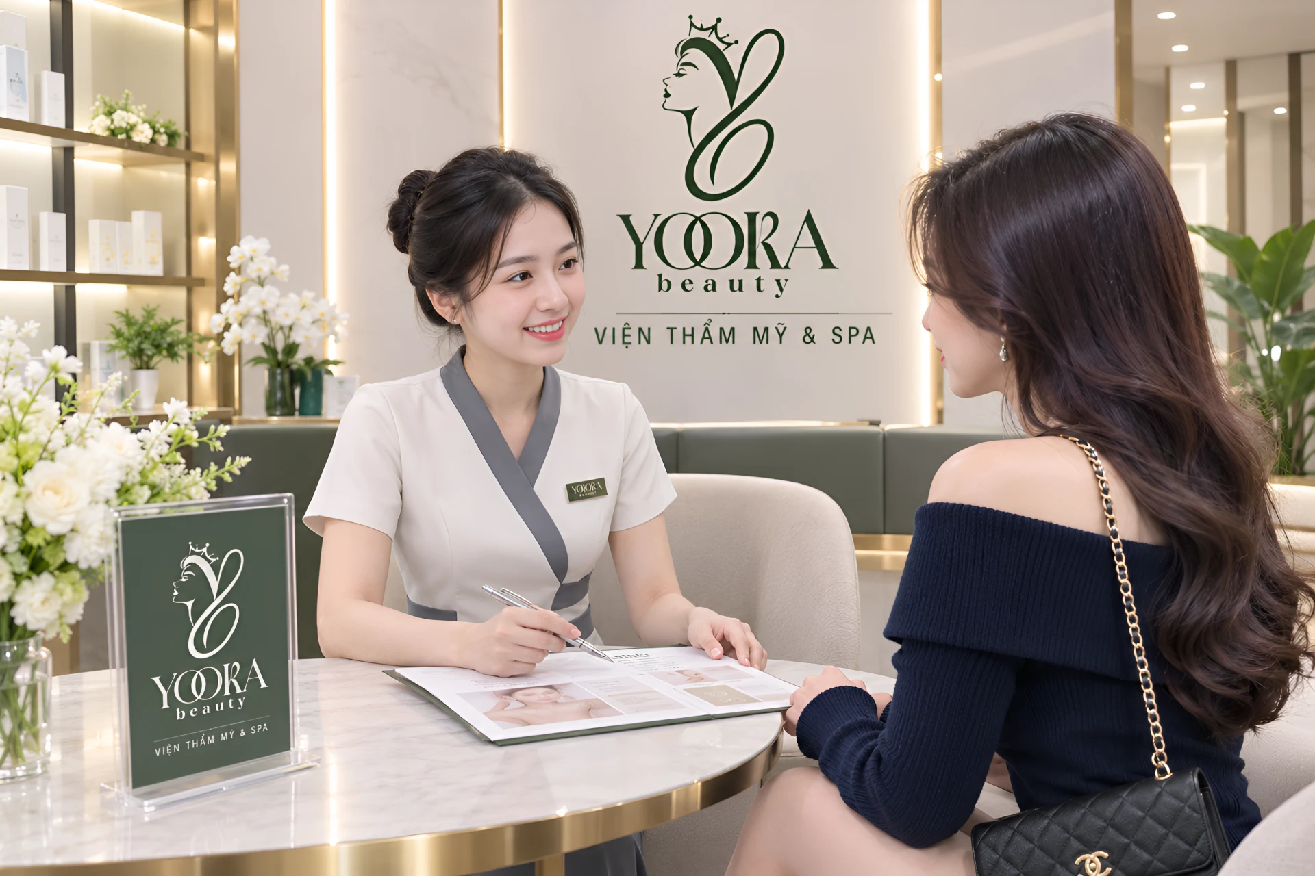 Đồng phục áo Vest lễ tân spa