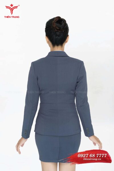 Mặt sau đồng phục vest nữ quản lý spa TTDNGDPV3 màu xám