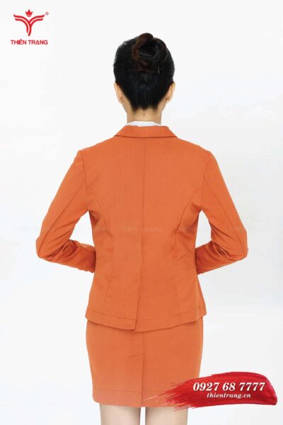 Mặt sau đồng phục vest nữ quản lý spa TTDNGDPV9 màu cam