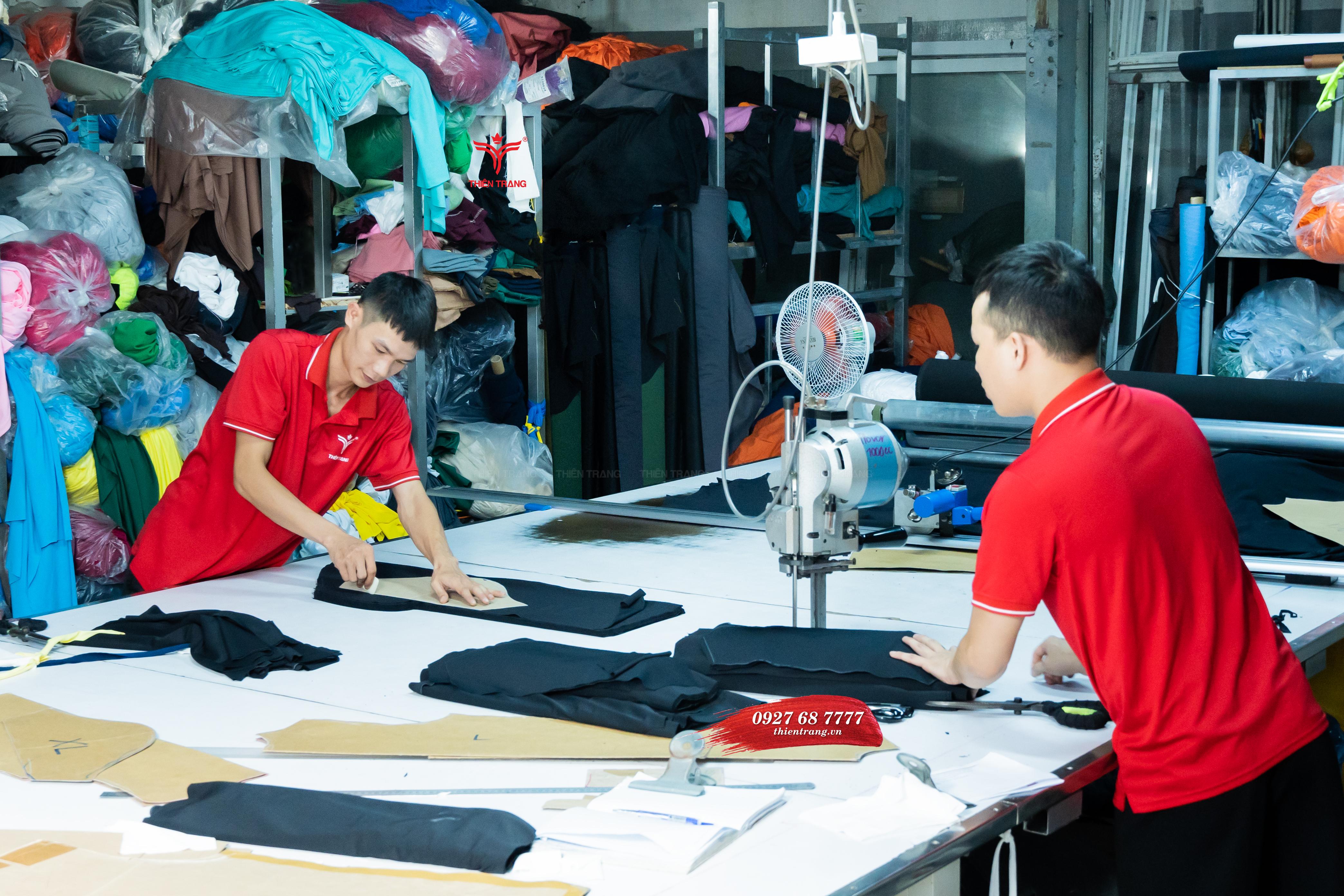 phòng sản xuất thành phẩm của đồng phục Thiên Trang
