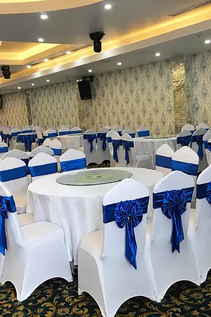 Khăn trải bàn nhà hàng tiệc cưới cao cấp
