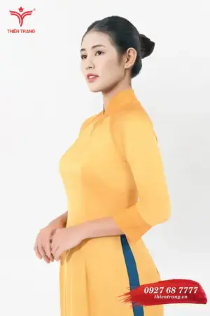 Alternative view of Đồng phục áo dài lễ tân nhà hàng TTNHALTWM10 màu vàng
