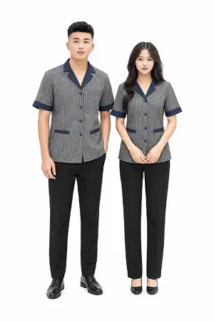 Alternative view of Đồng phục buồng phòng cổ Pijama kẻ sọc