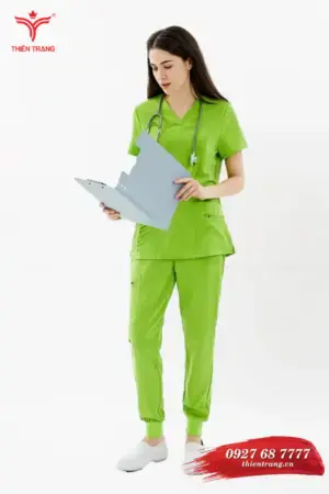 Đồng phục wellness khách sạn TTKSAWNWM6 màu xanh lá cây