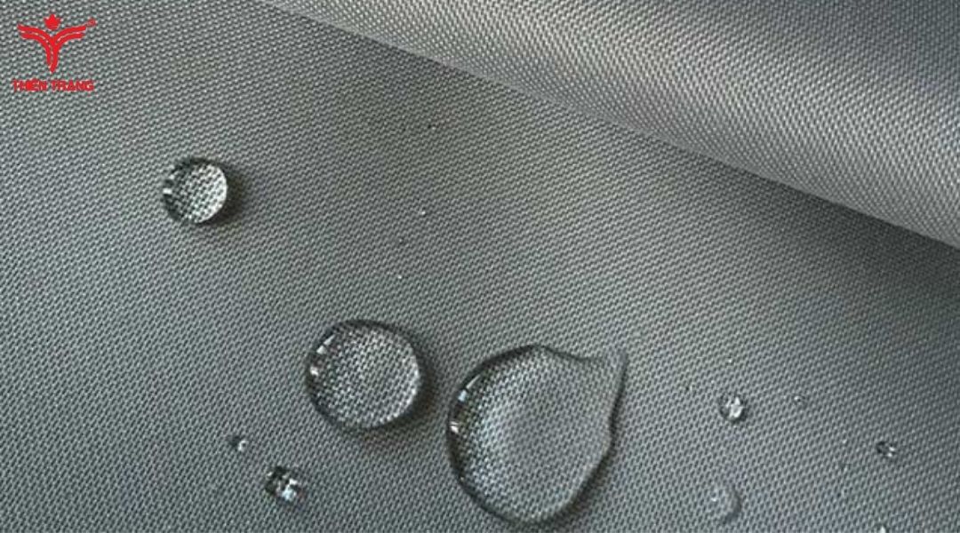 Chất liệu vải polyester có khả năng chống nước cực tốt