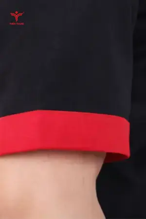 Alternative view of Đồng phục bếp khách sạn có nón TTKSADBKS22 màu đen phối đỏ