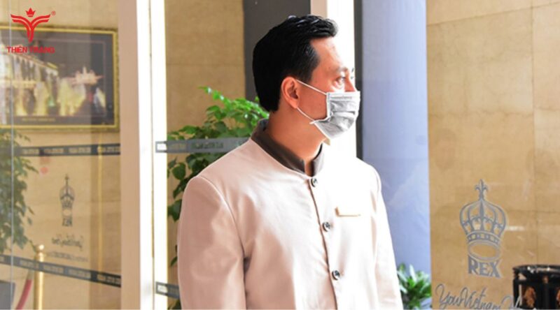 Đồng phục khách sạn Rex cho Doorman đơn giản