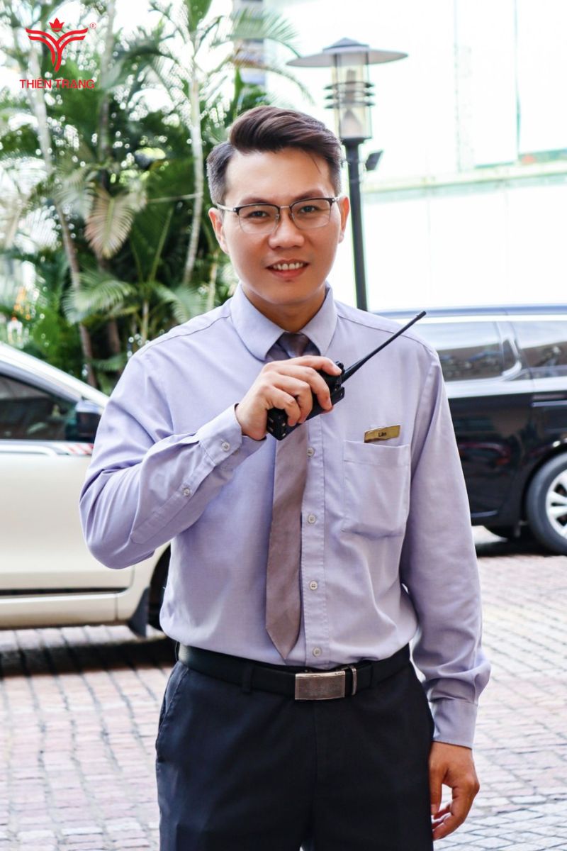 Đồng phục quản lý khách sạn 5 sao là một trong những mẫu đồng phục khách sạn 5 sao cao cấp nhất