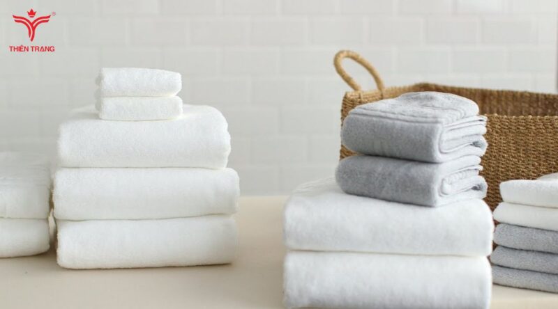 Cách gấp khăn spa xếp chồng