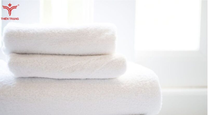 Hướng dẫn cách gấp khăn khách sạn trang trí phòng