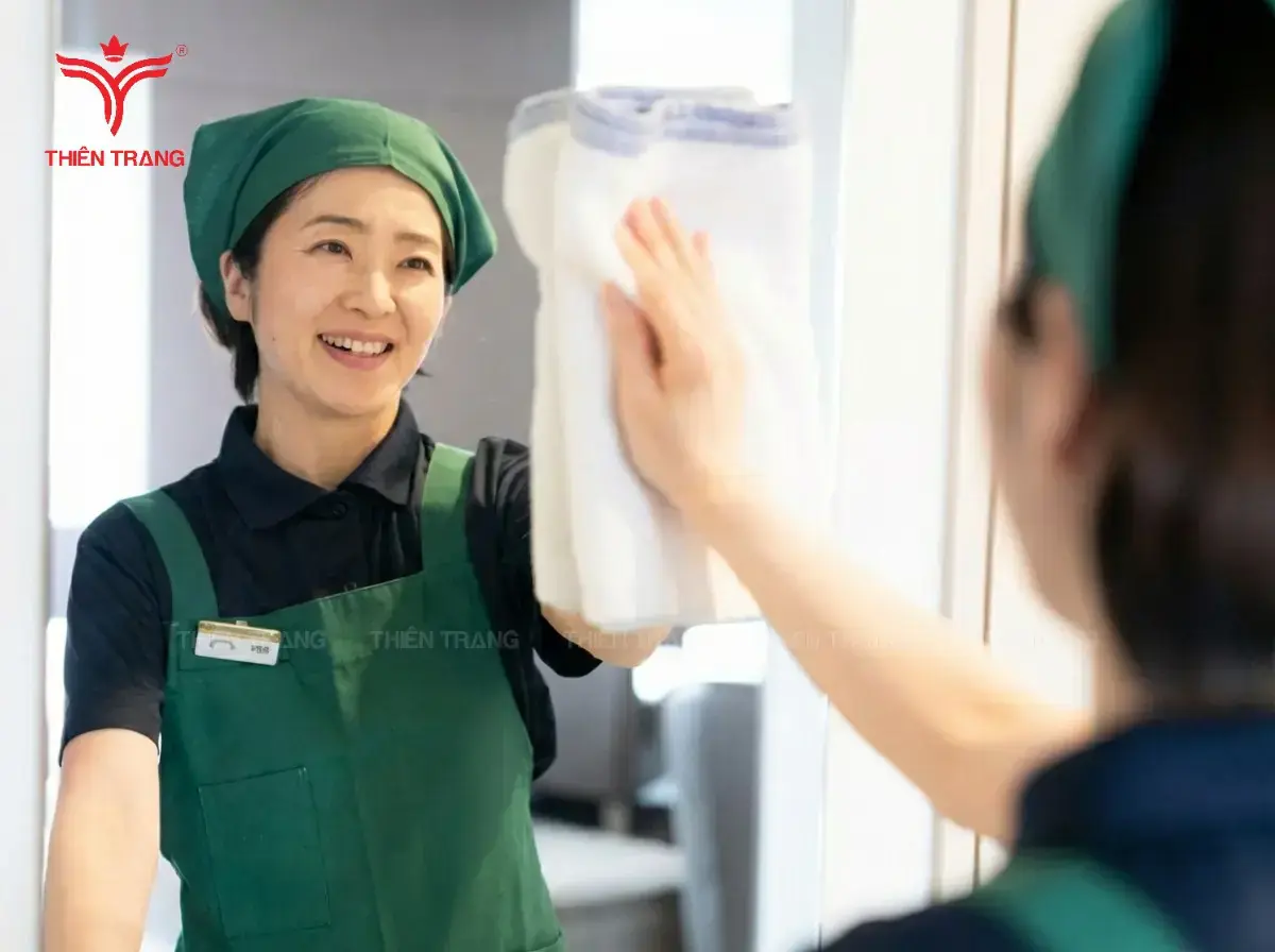 Bộ sưu tập đồng phục khách sạn Mường Thanh - Giải pháp thể hiện đẳng cấp dịch vụ 12 marked 5a8c3075 e239 43be a306 a68e602417ea 1 1
