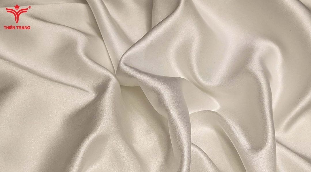 Vải lụa là loại vải được dệt từ kén của các loại côn trùng