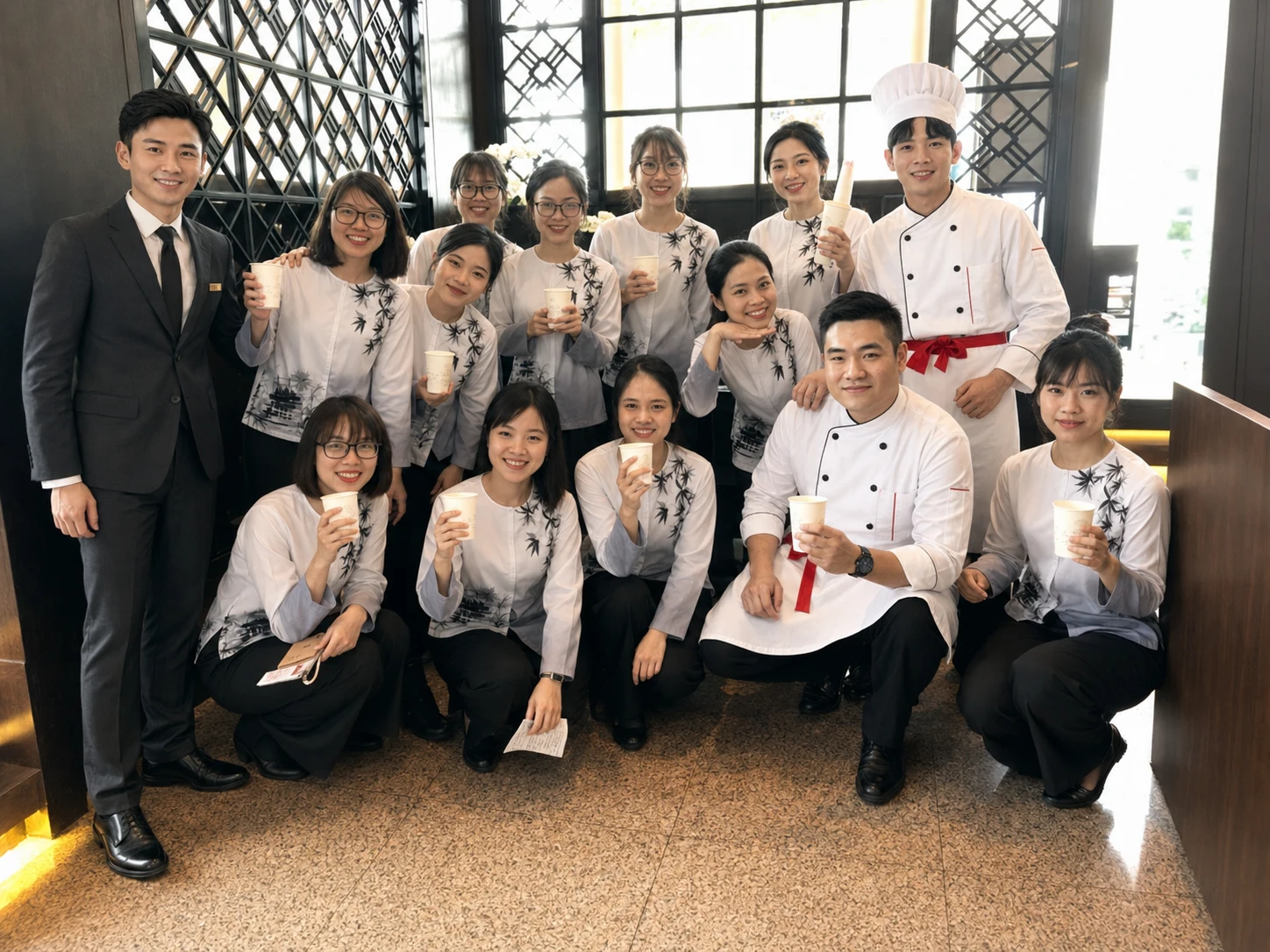 Bộ vest đồng phục quản lý nhà hàng 13 Bộ vest đồng phục quản lý nhà hàng
