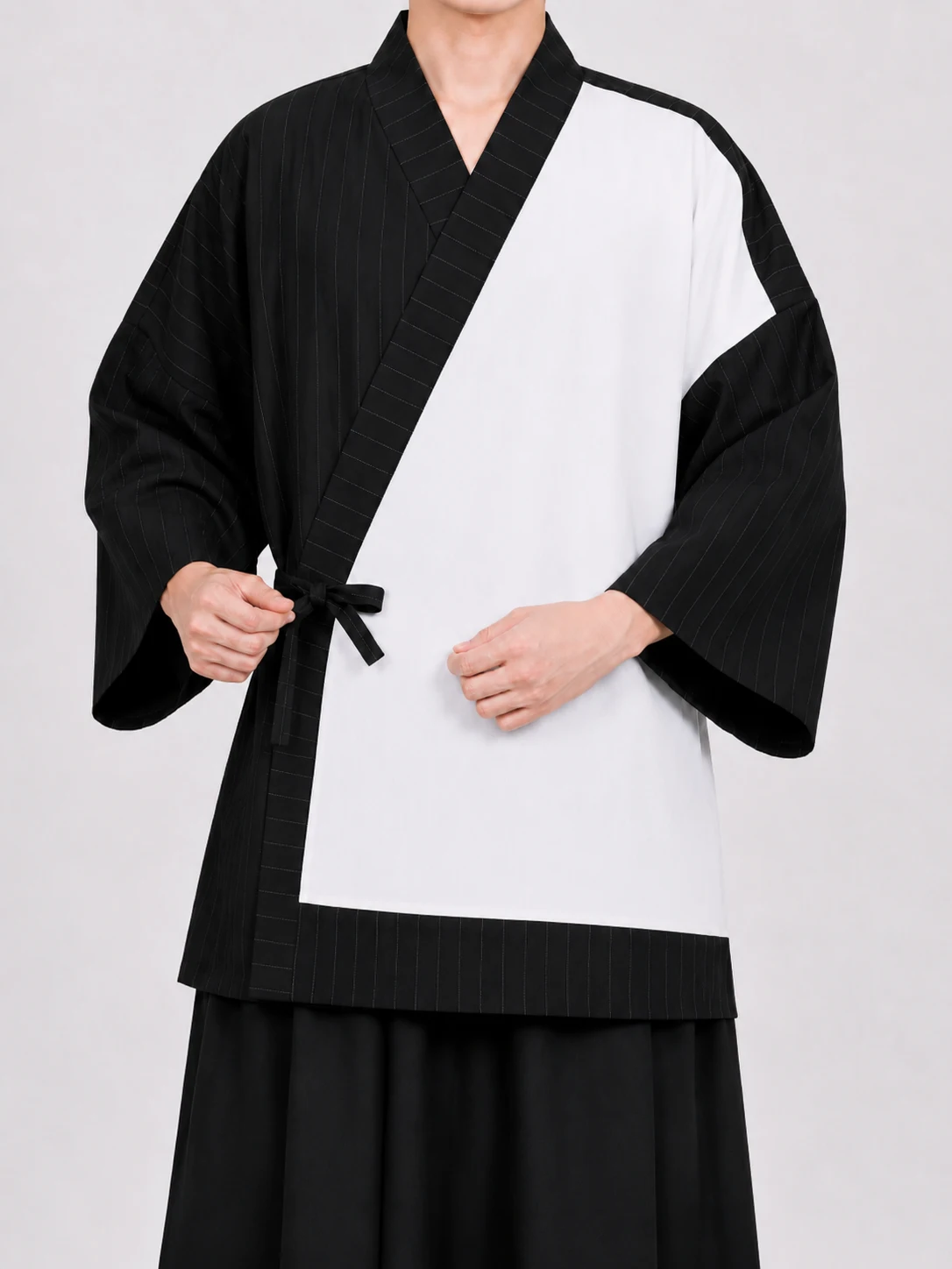 Cách mặc đồng phục yukata cách tân nhà hàng