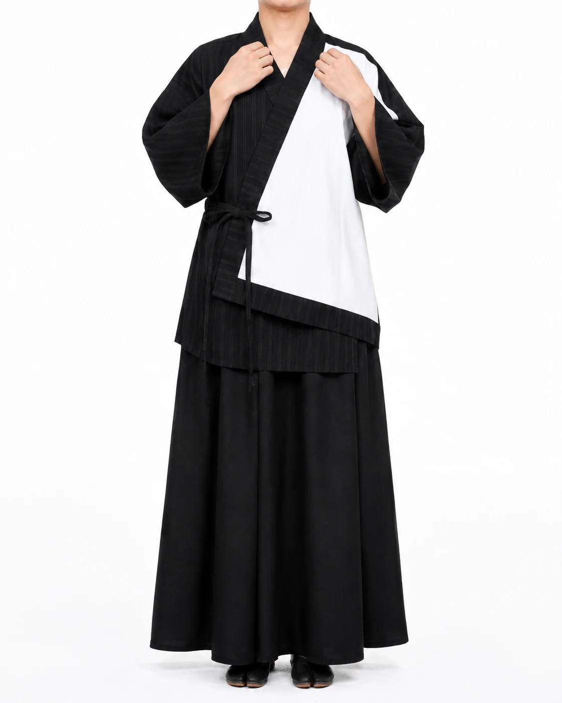 Cách mặc đồng phục yukata cách tân nhà hàng