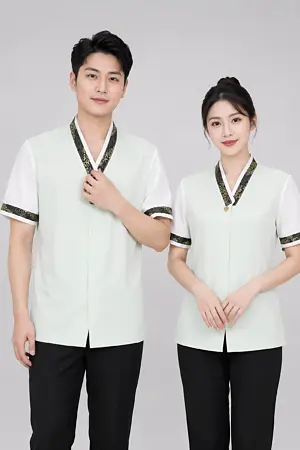 Đồng phục nhà hàng hàn quốc cổ chéo viền hoa văn