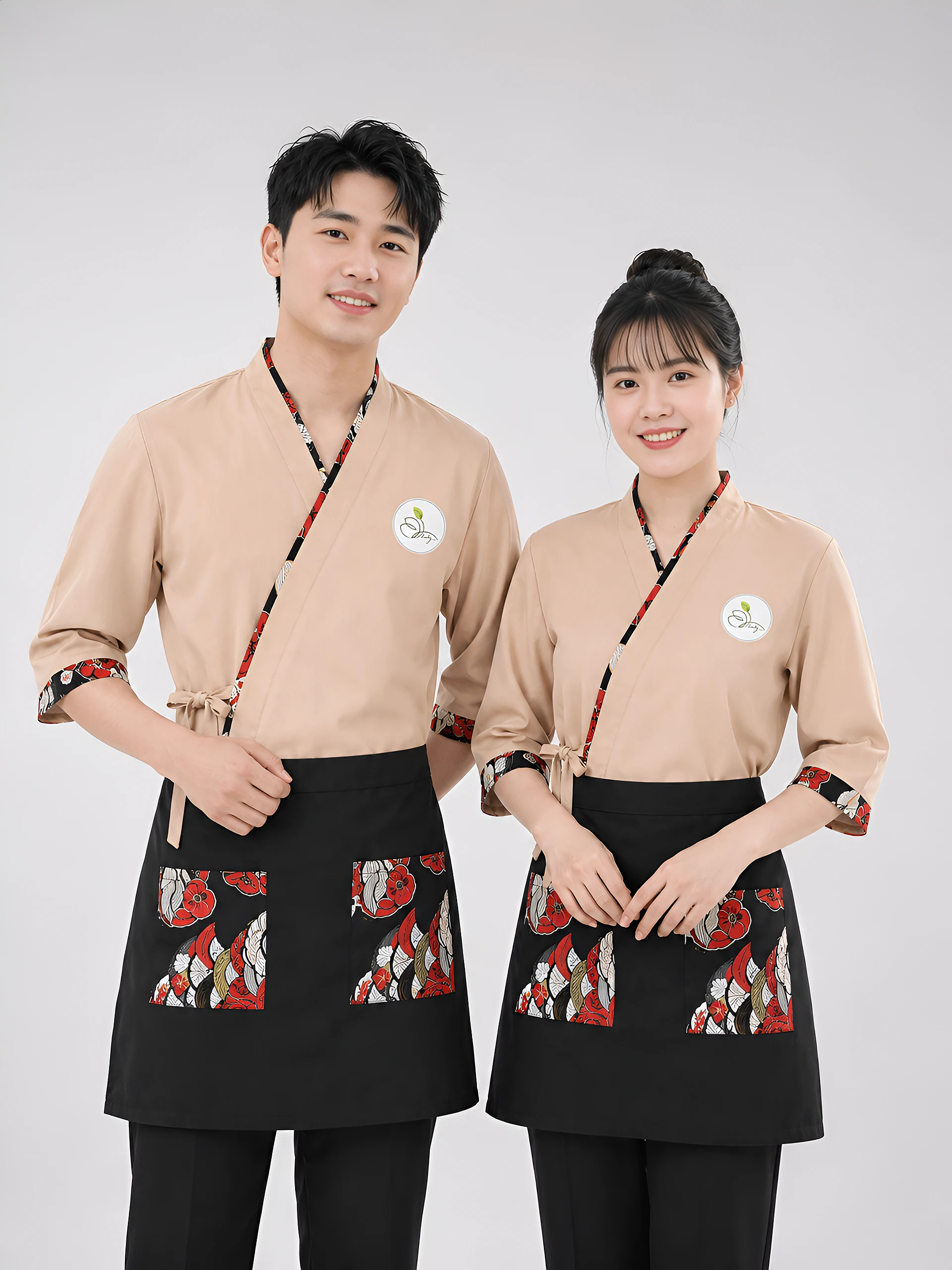 Đồng phục phục vụ mì cay hàng quốc lucky