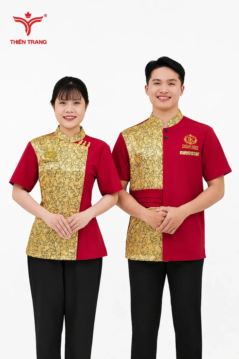 Mẫu đồng phục nhà hàng Âu sang trọng áo sơ mi phối gile đen và nơ cổ