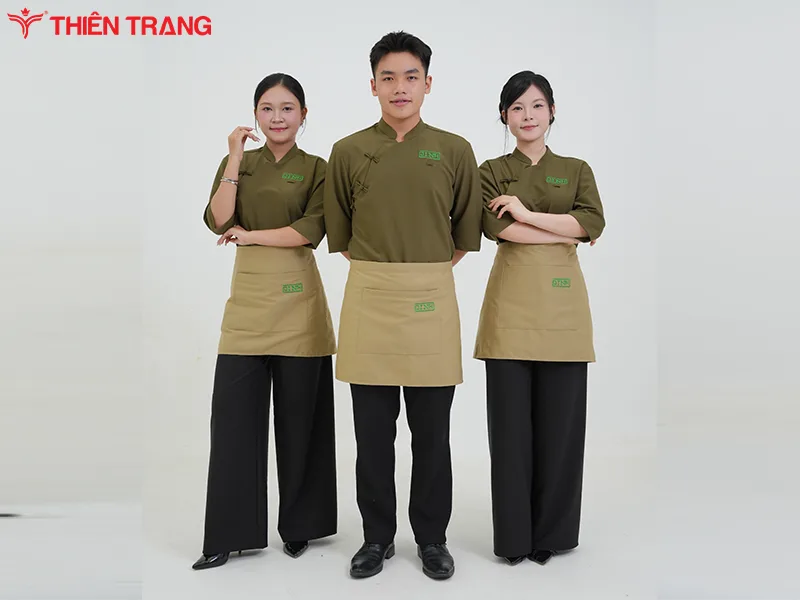 Đồng Phục Khách Sạn: Nên May Riêng Hay Mua Sẵn?
